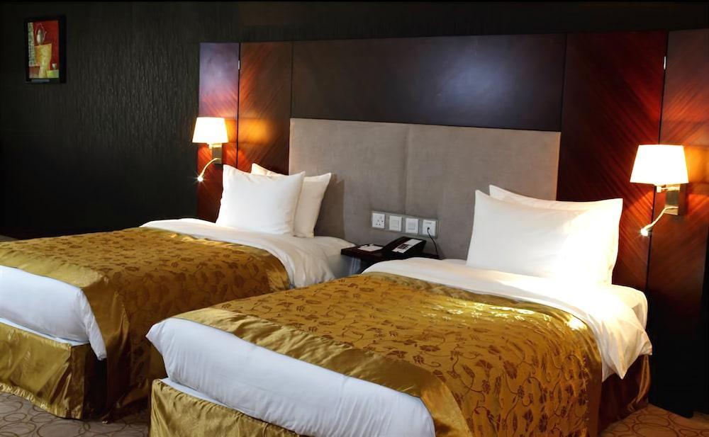 Amt Mena Aparthotel Doha Ngoại thất bức ảnh