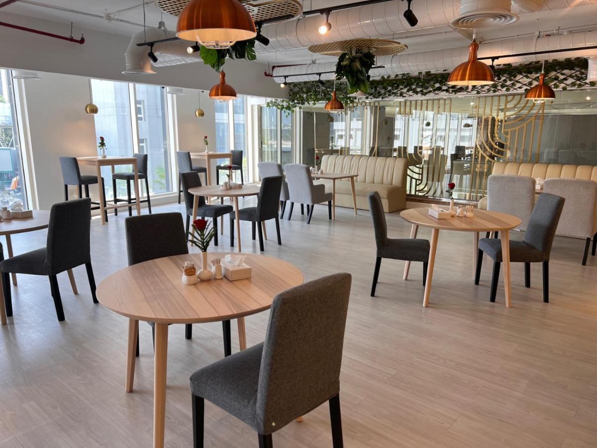 Amt Mena Aparthotel Doha Ngoại thất bức ảnh