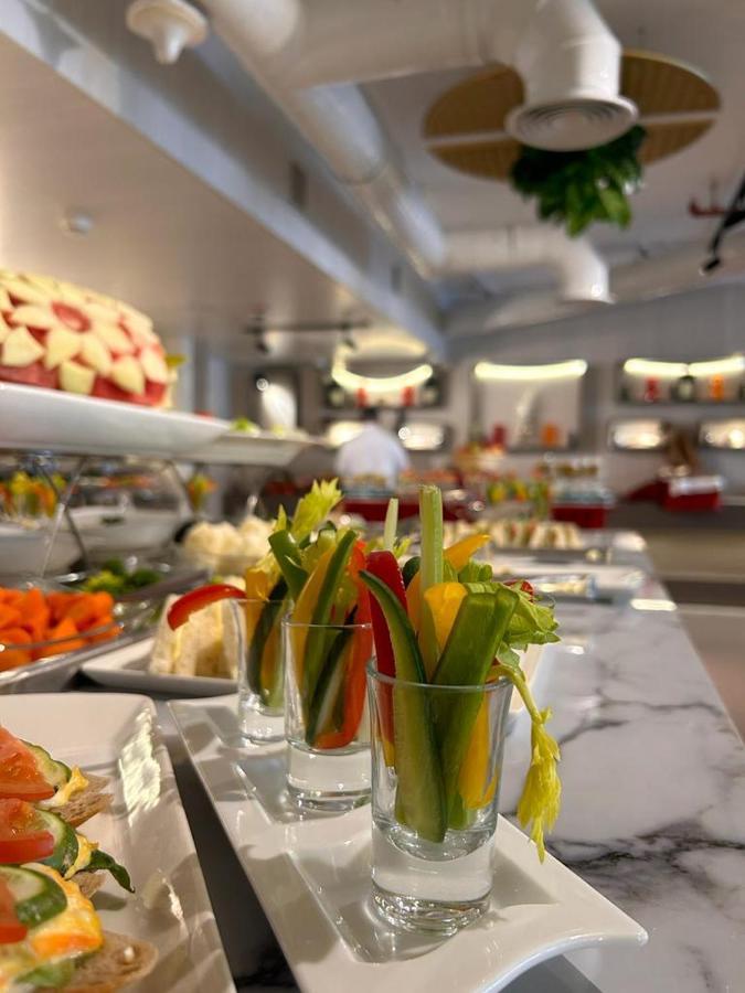 Amt Mena Aparthotel Doha Ngoại thất bức ảnh