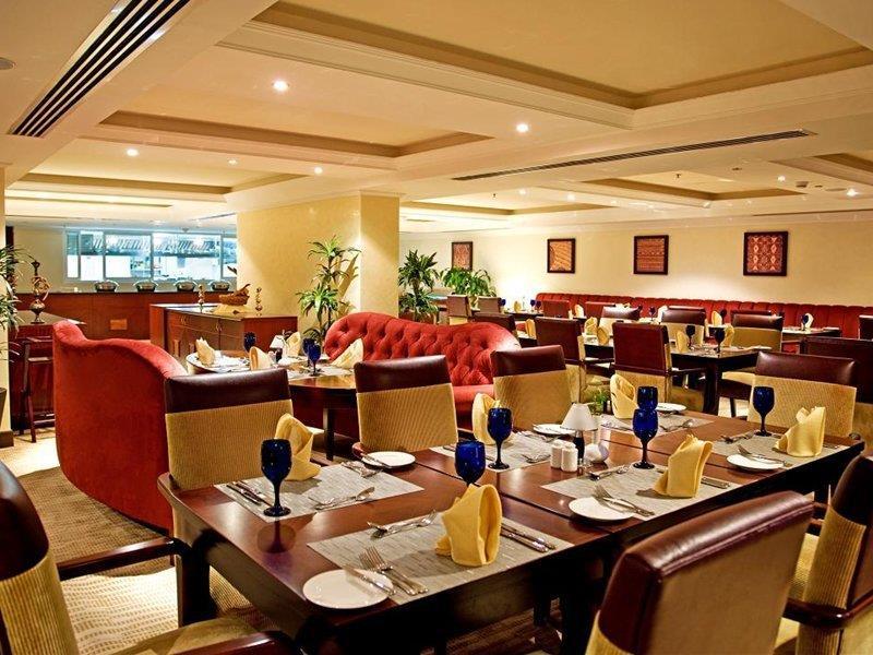 Amt Mena Aparthotel Doha Ngoại thất bức ảnh