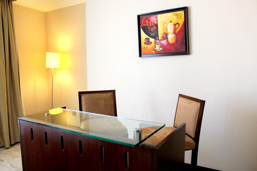 Amt Mena Aparthotel Doha Ngoại thất bức ảnh