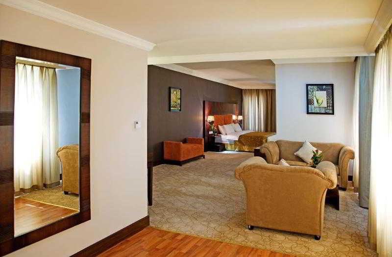 Amt Mena Aparthotel Doha Ngoại thất bức ảnh