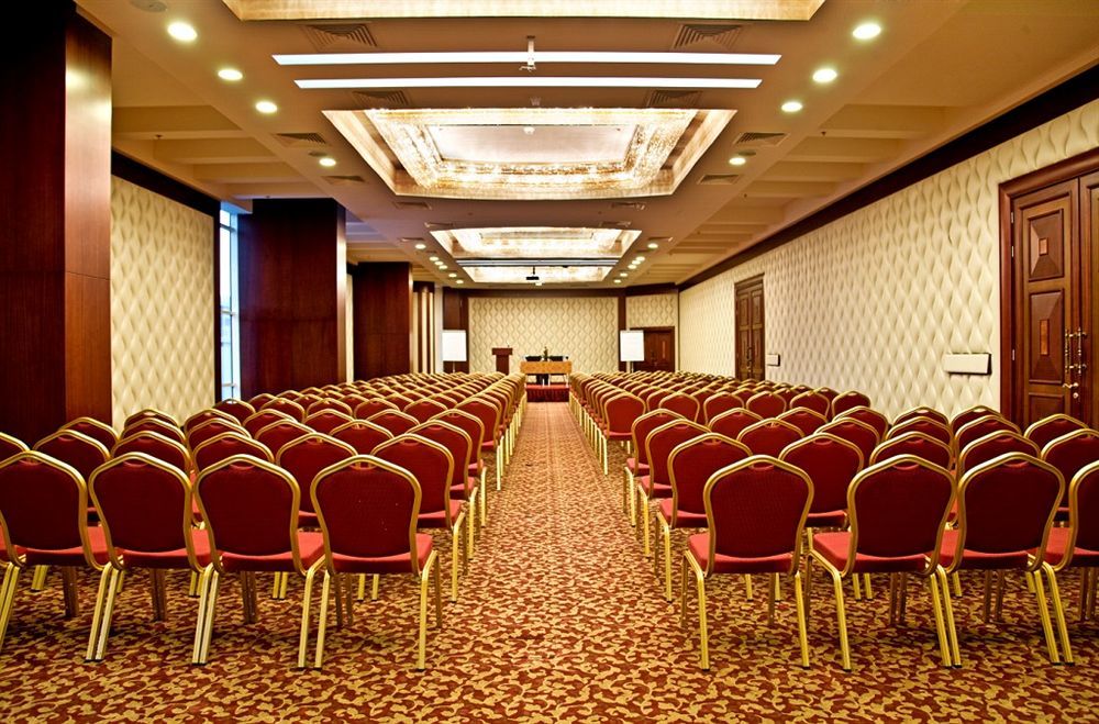 Amt Mena Aparthotel Doha Ngoại thất bức ảnh